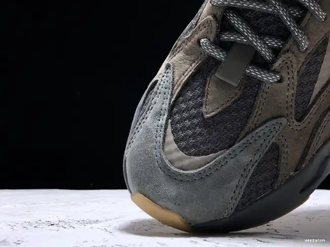 Geode Boost Yeezy 700 Adidas EG6860 v2 0702